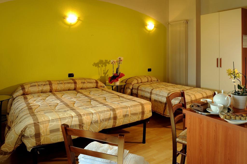 Hotel Maison Lombard Verrayes Habitación foto